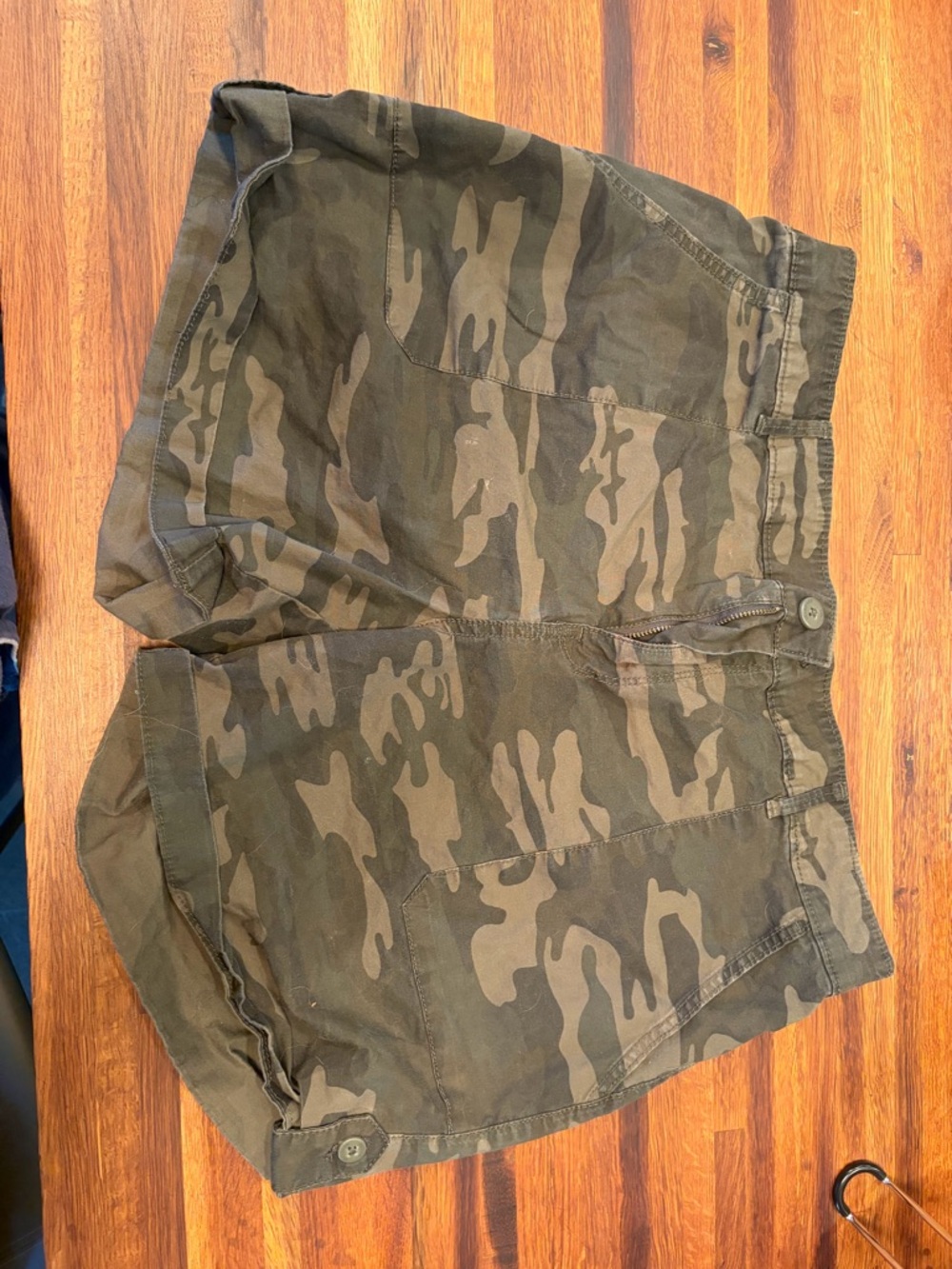 Sanctuary Camo Cargo Shorts - Olive Green/Brown